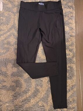 Democracy Black Skinny Ponte Ankle Pants